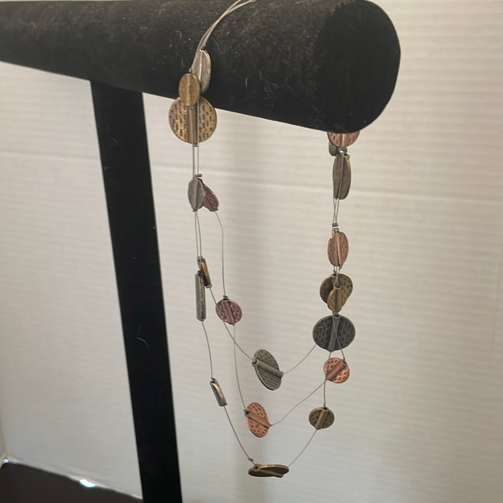 Bundle to save $$$. Super cute necklace